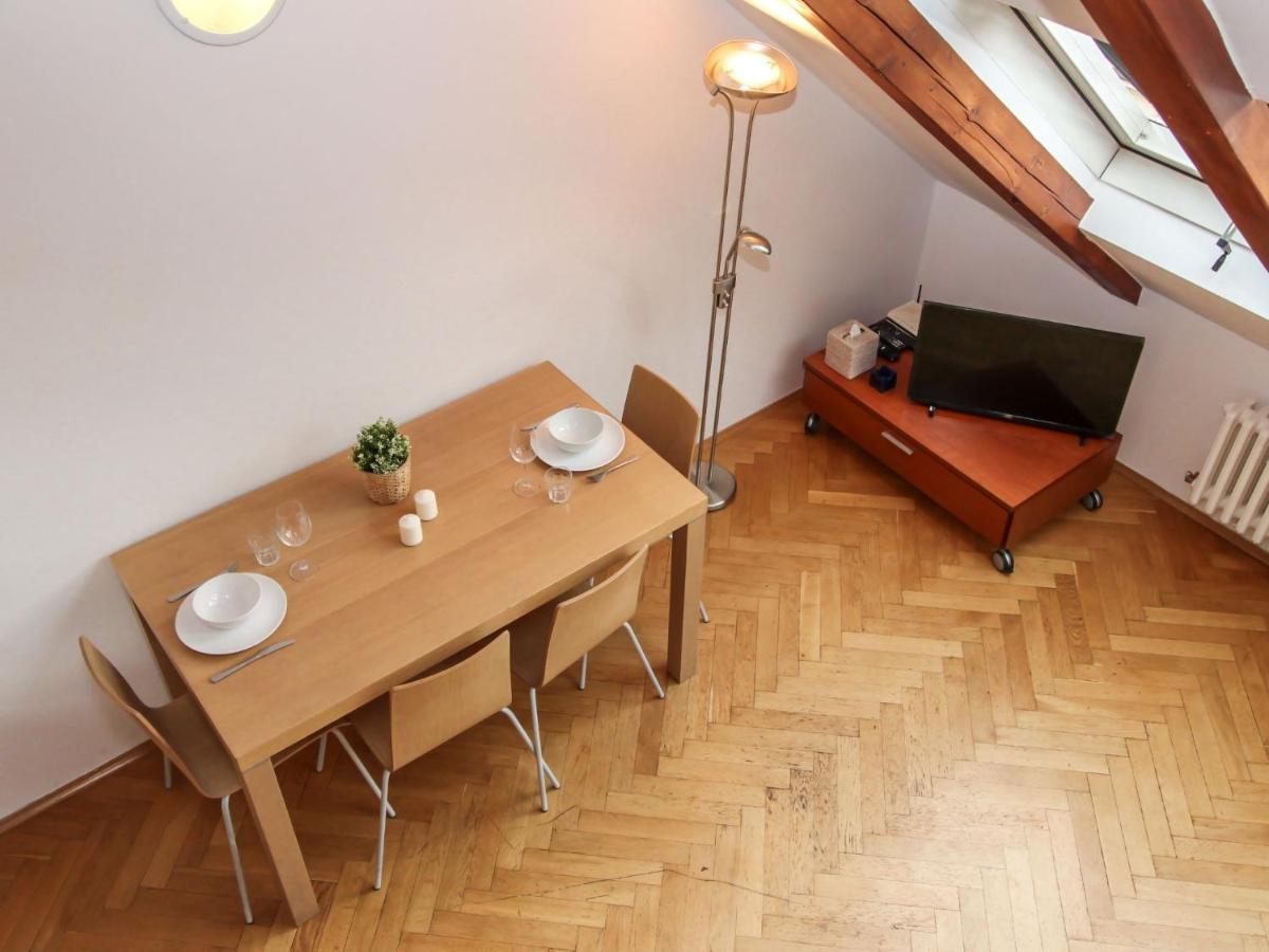 Apartment O21 By Interhome Praga Esterno foto
